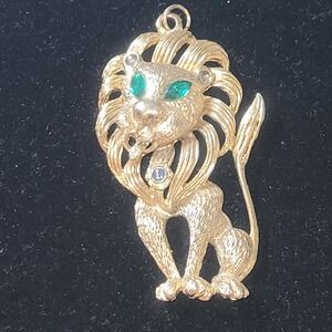 Vtg Chunky Lions Club International Gold Tone Pendant Green Rhinestone Eyes